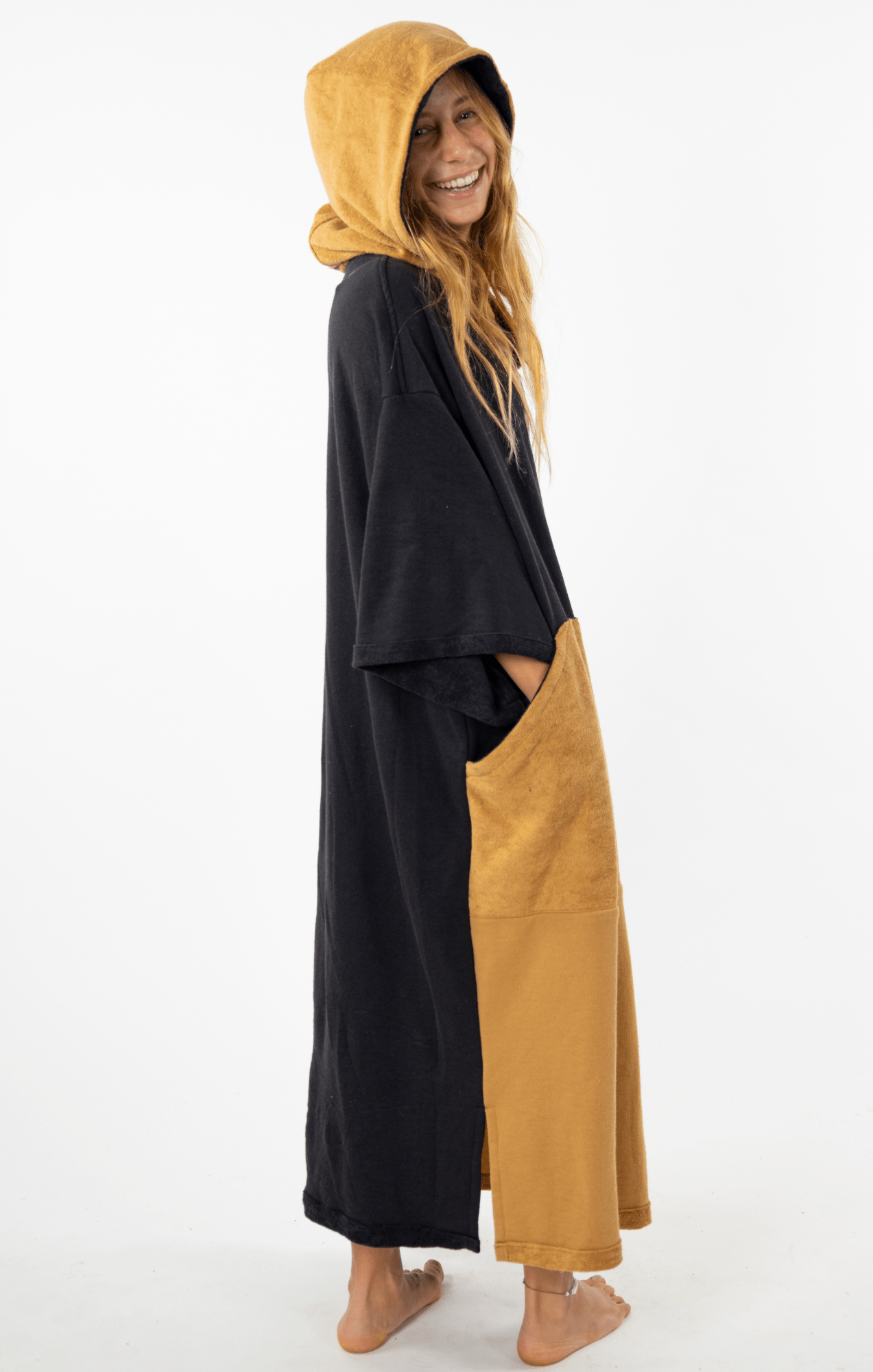 Black & Beige - Poncho - GONSURFING