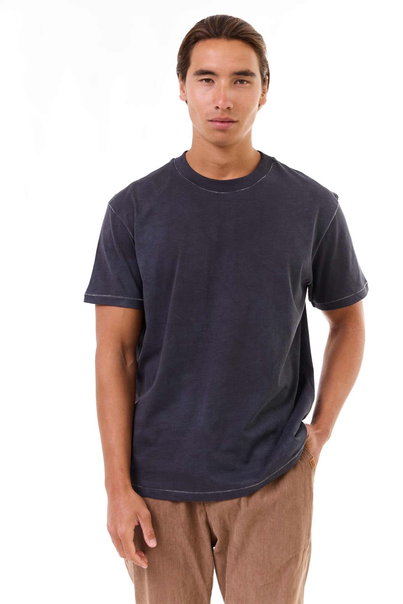 Black wash - stitches t-shirt - GONSURFING