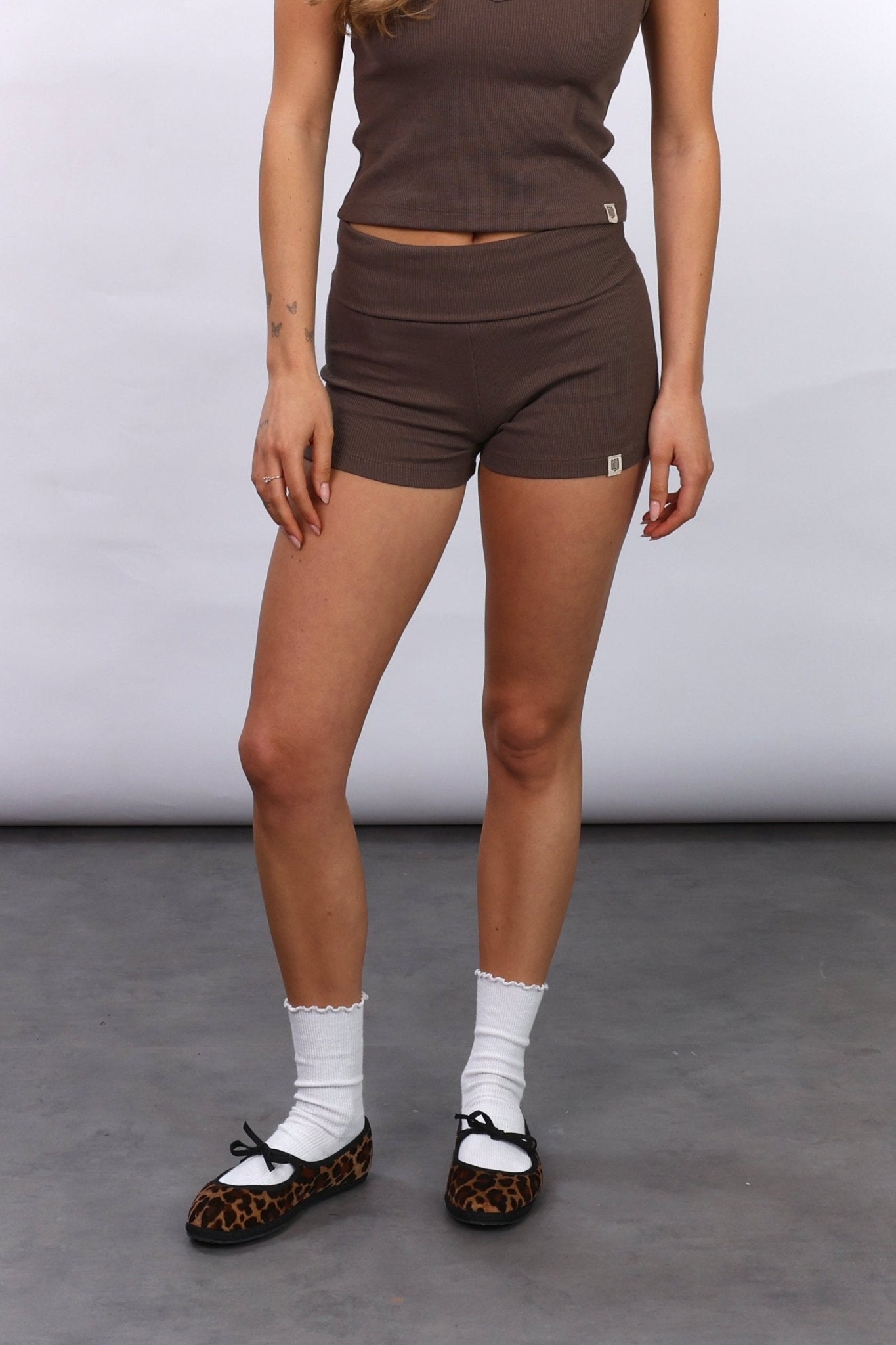 Foldover Shorts – Moka - GON