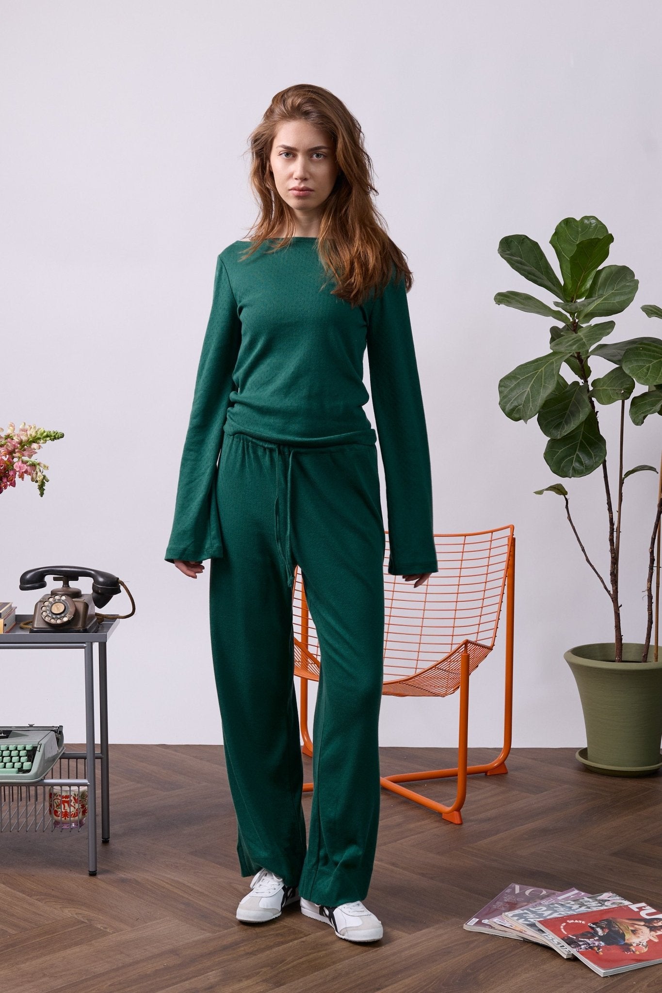 Off shoulder shirt - Bottle green pointeil - GON