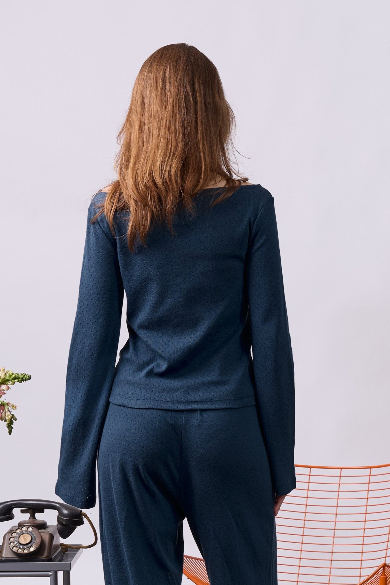 Off shoulder shirt - Navy pointeil - GON