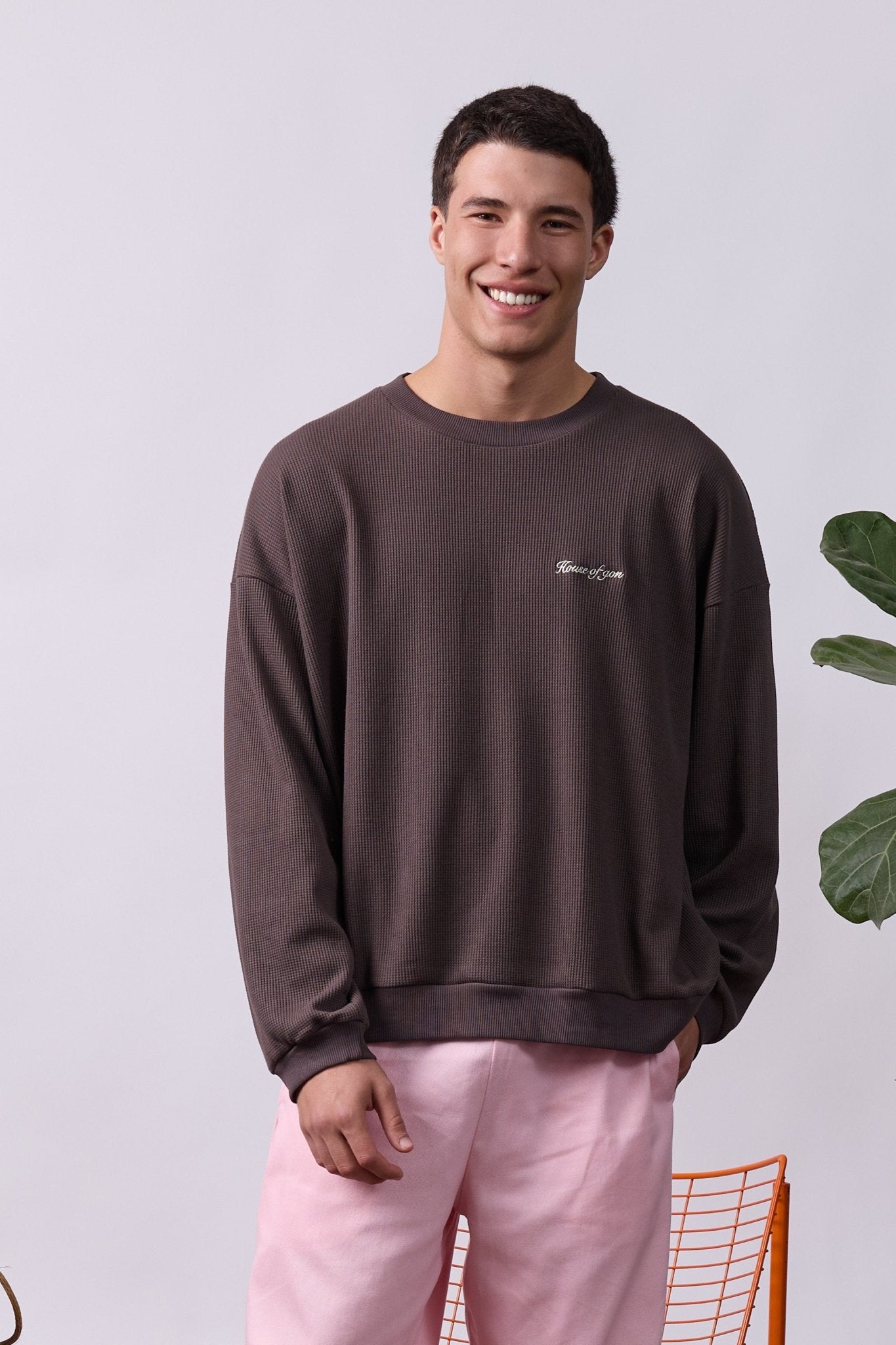 Vintage Waffle Sweatshirt – Dark Brown - GON