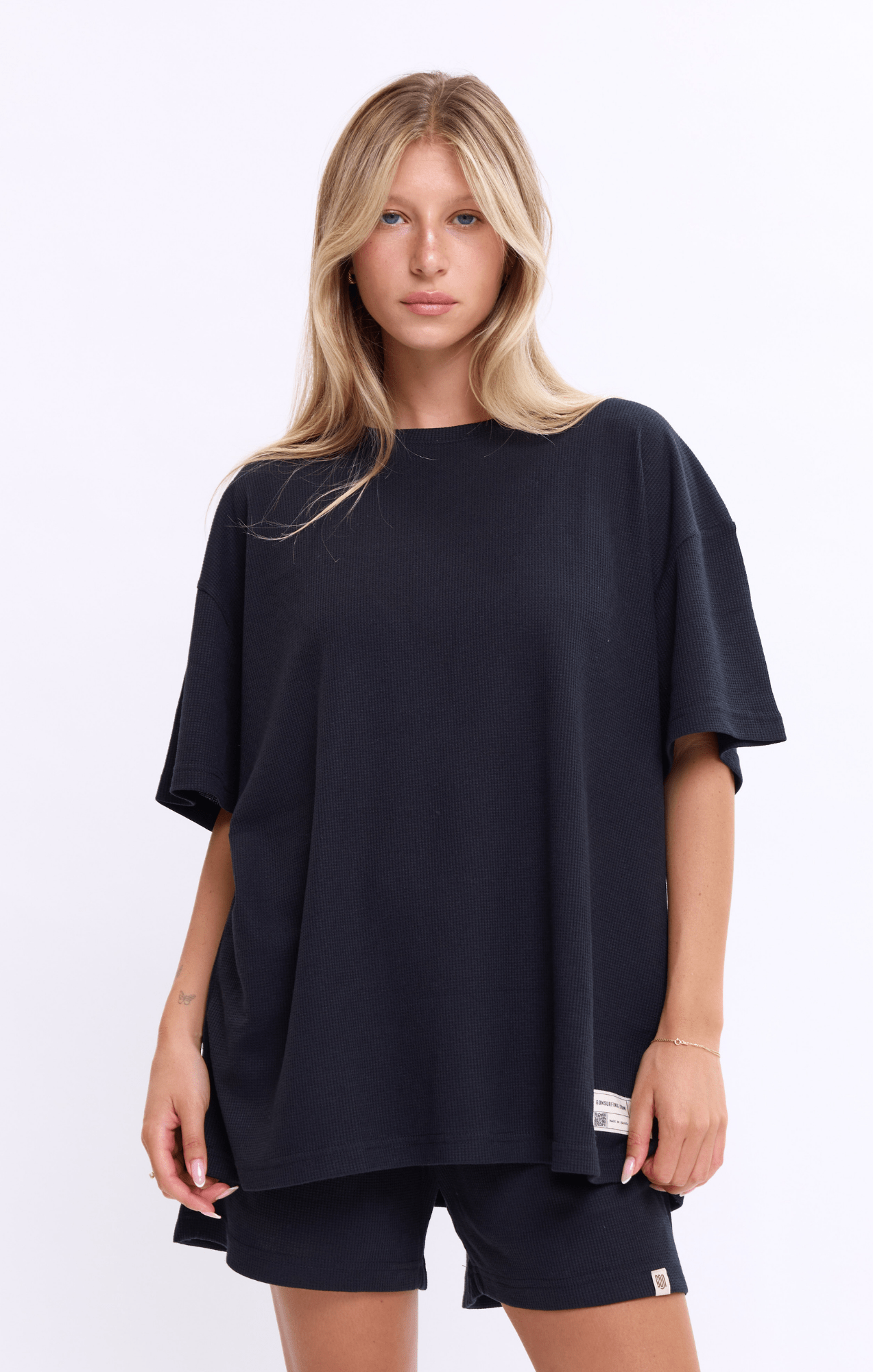 Black - Waffle T-Shirt - GONSURFING