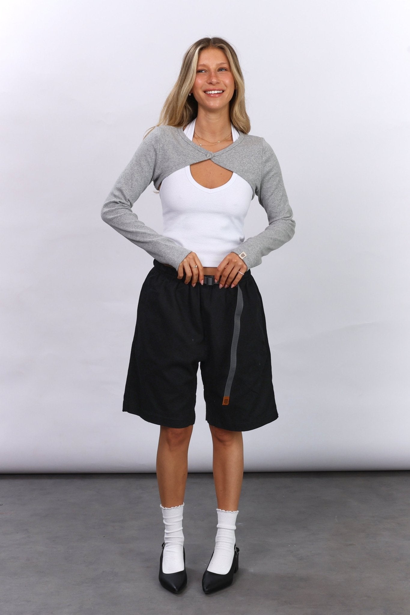 Drill Bermuda Shorts - Black - GON