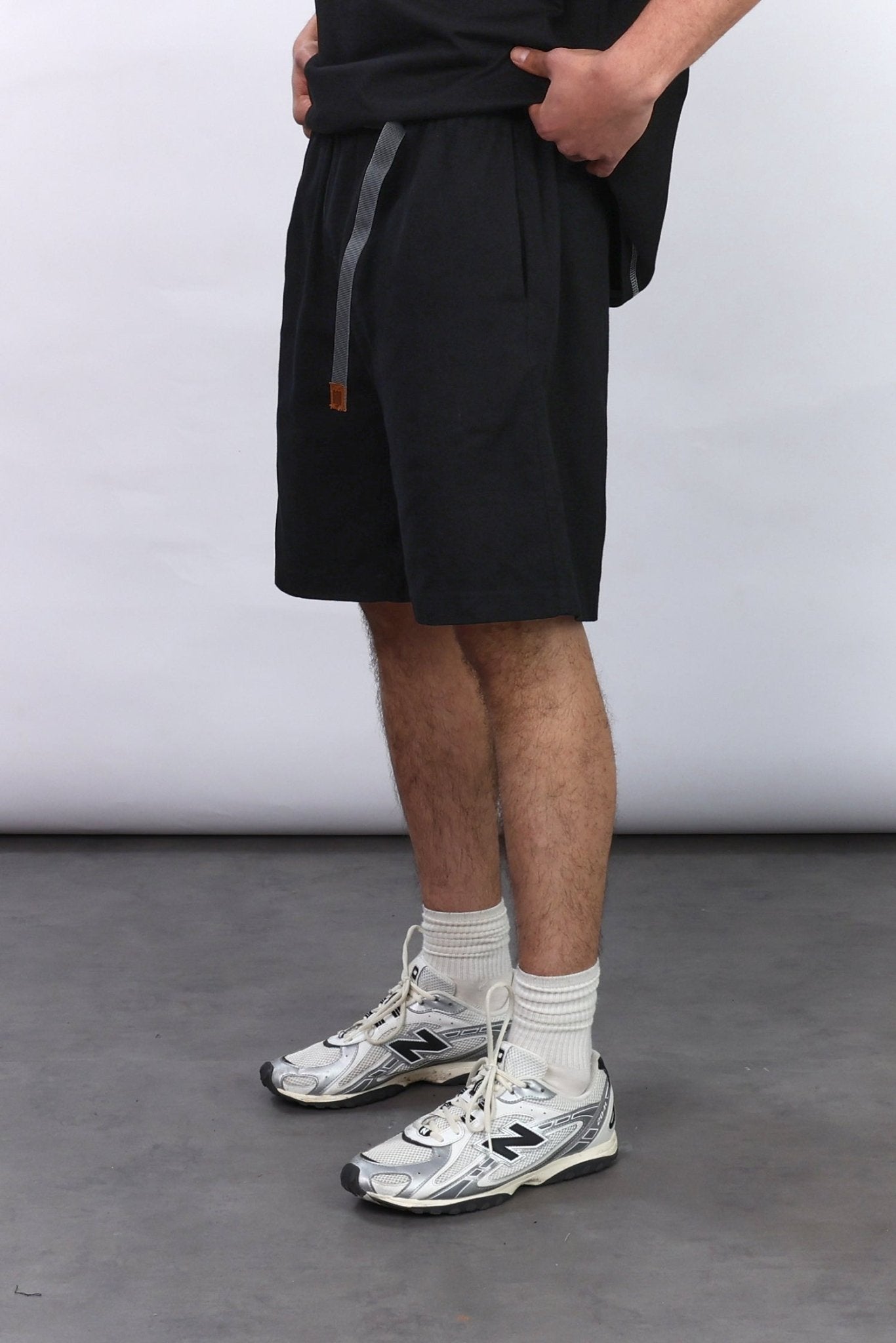 Drill Bermuda Shorts - Black - GON