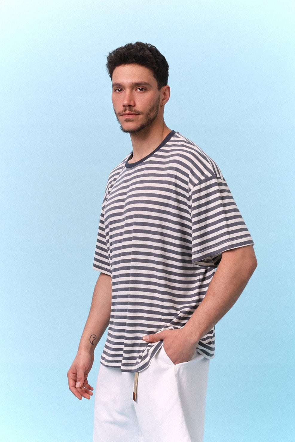 Gray Stripes - Oversize T-Shirt - GON
