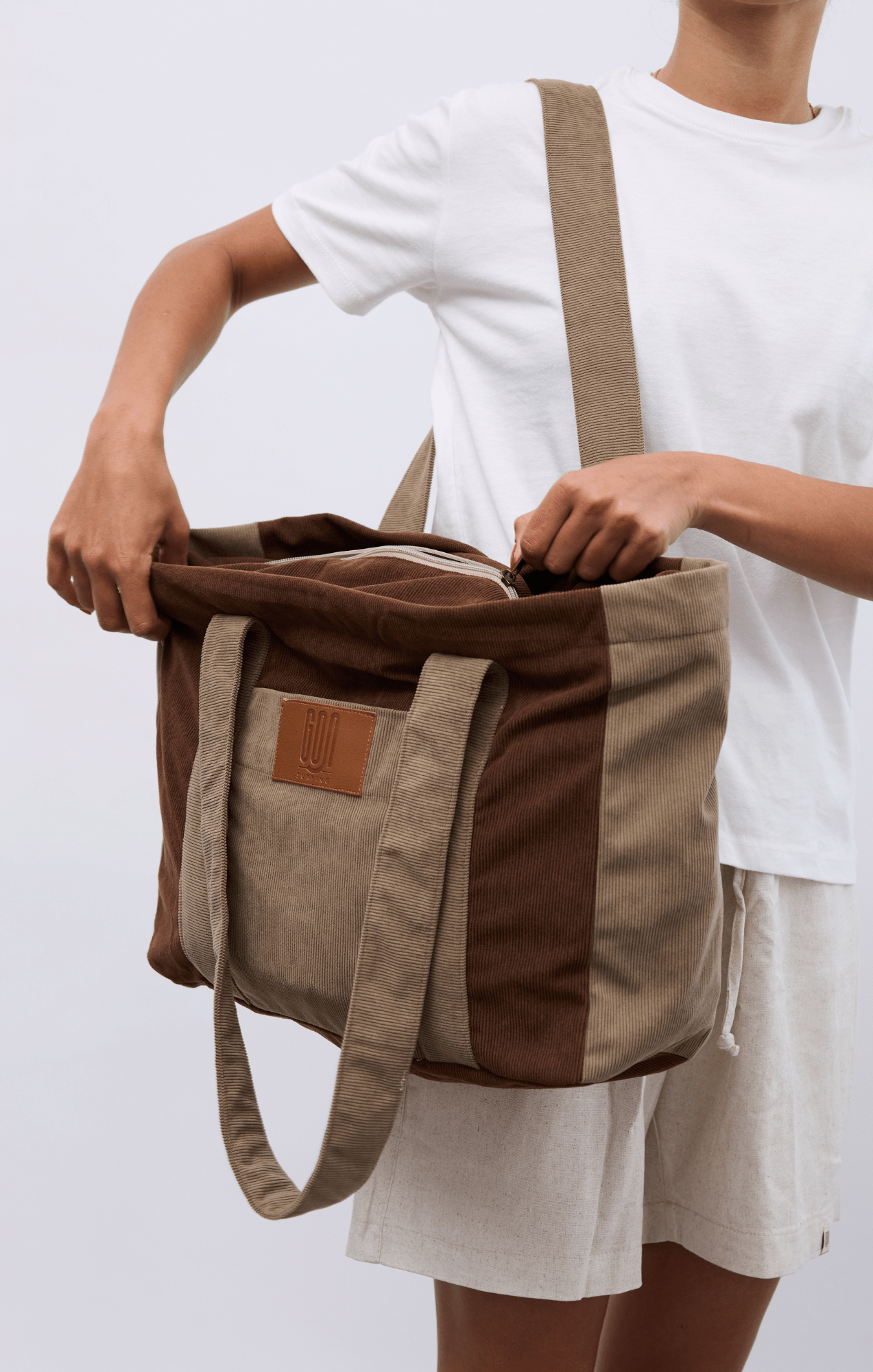 Khaki & Brown - Corduroy Bag - GONSURFING