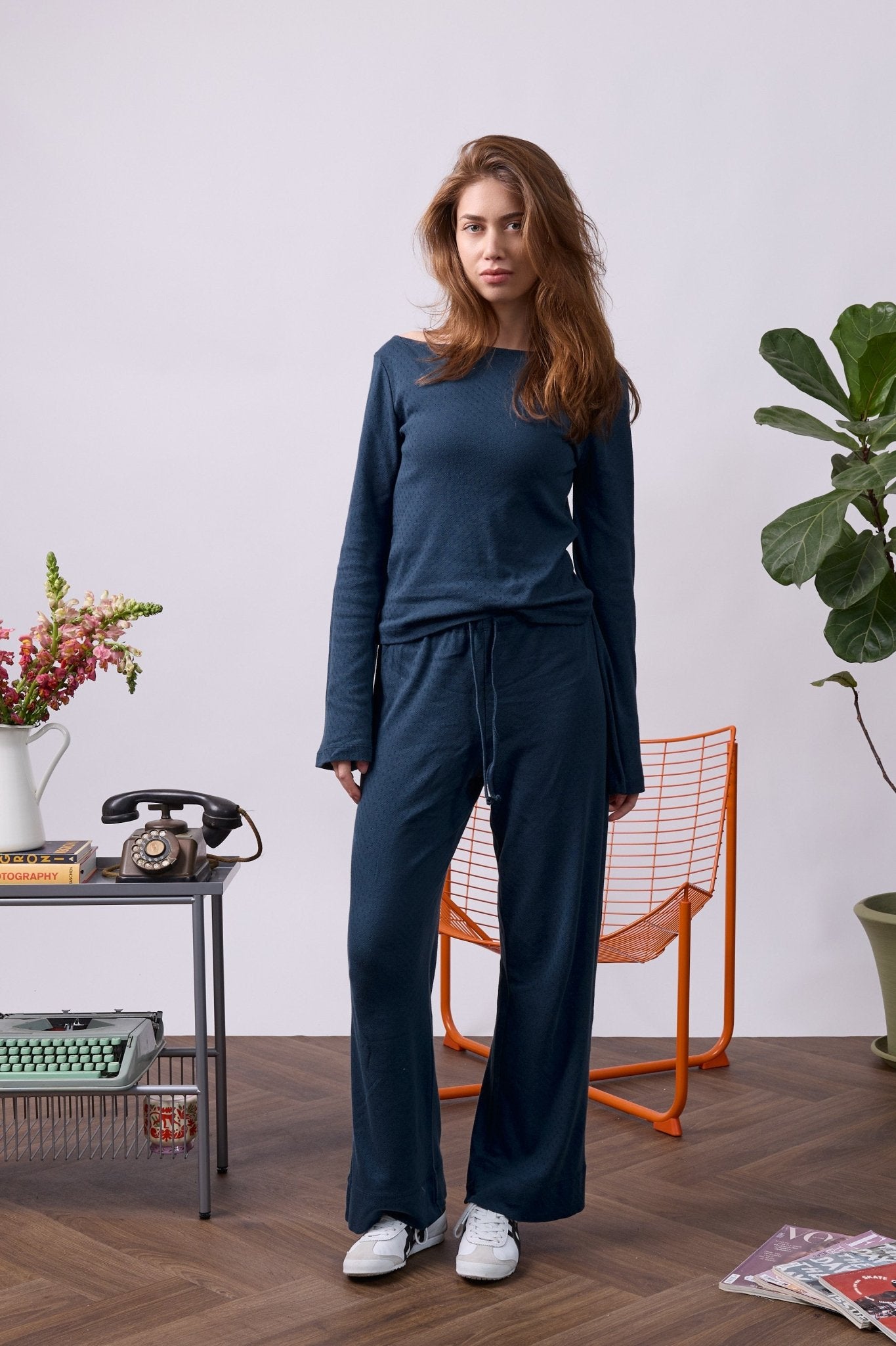 Off shoulder shirt - Navy pointeil - GON