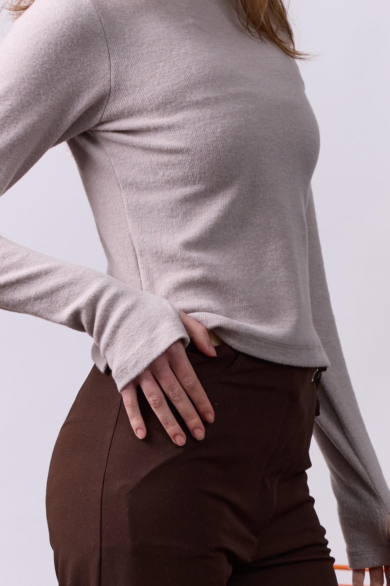 Rib Thumbhole Shirt - Beige - GON