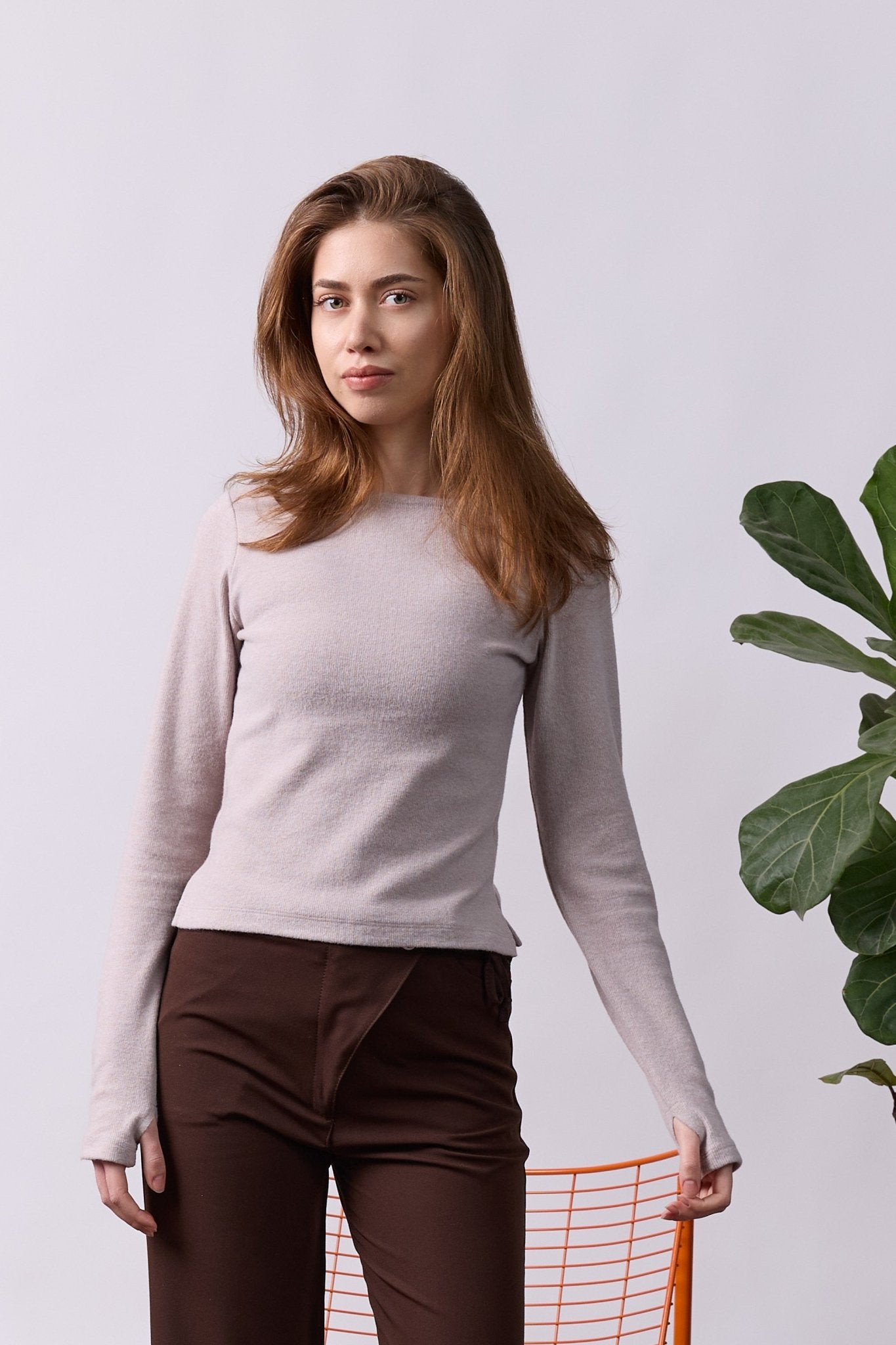 Rib Thumbhole Shirt - Beige - GON