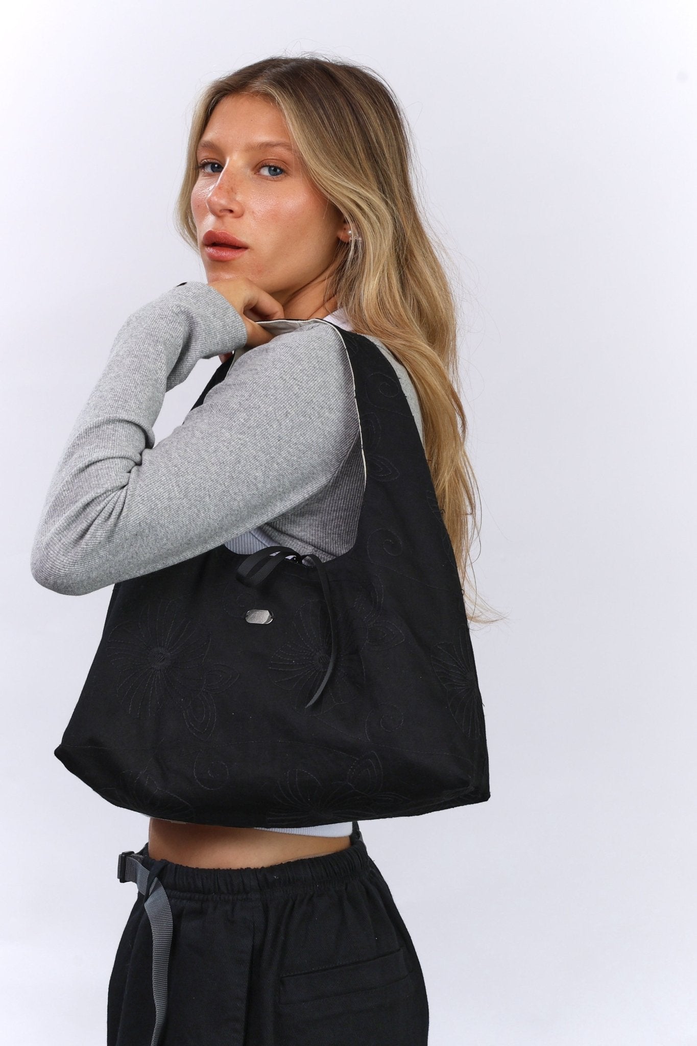 Shoulder bag - Black Floral / Stone - GON