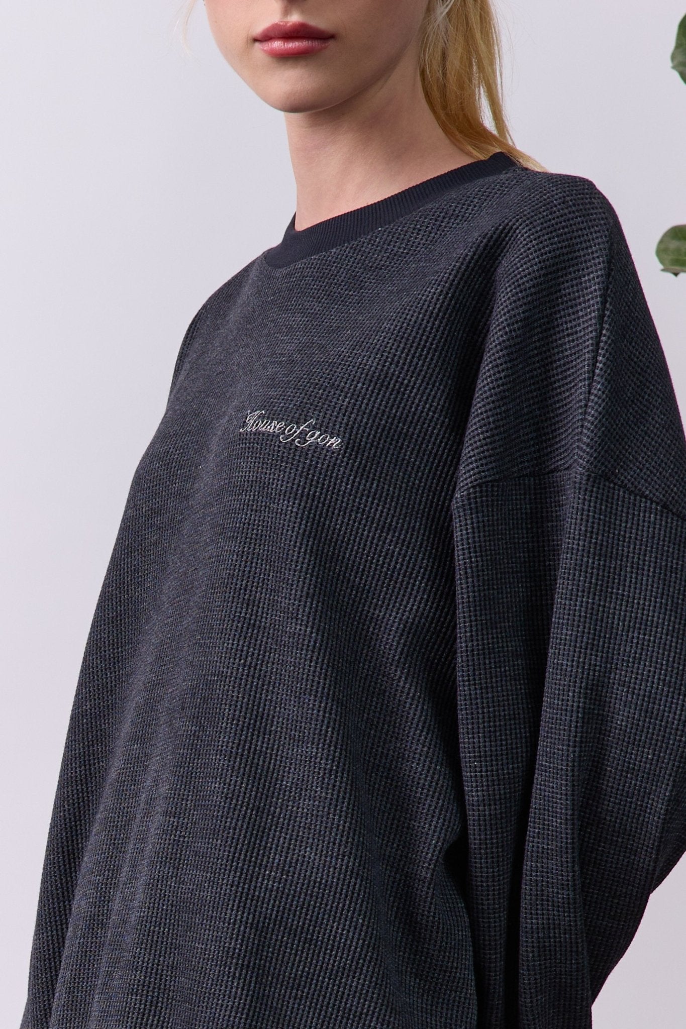 Vintage Waffle Sweatshirt – Black wash - GON