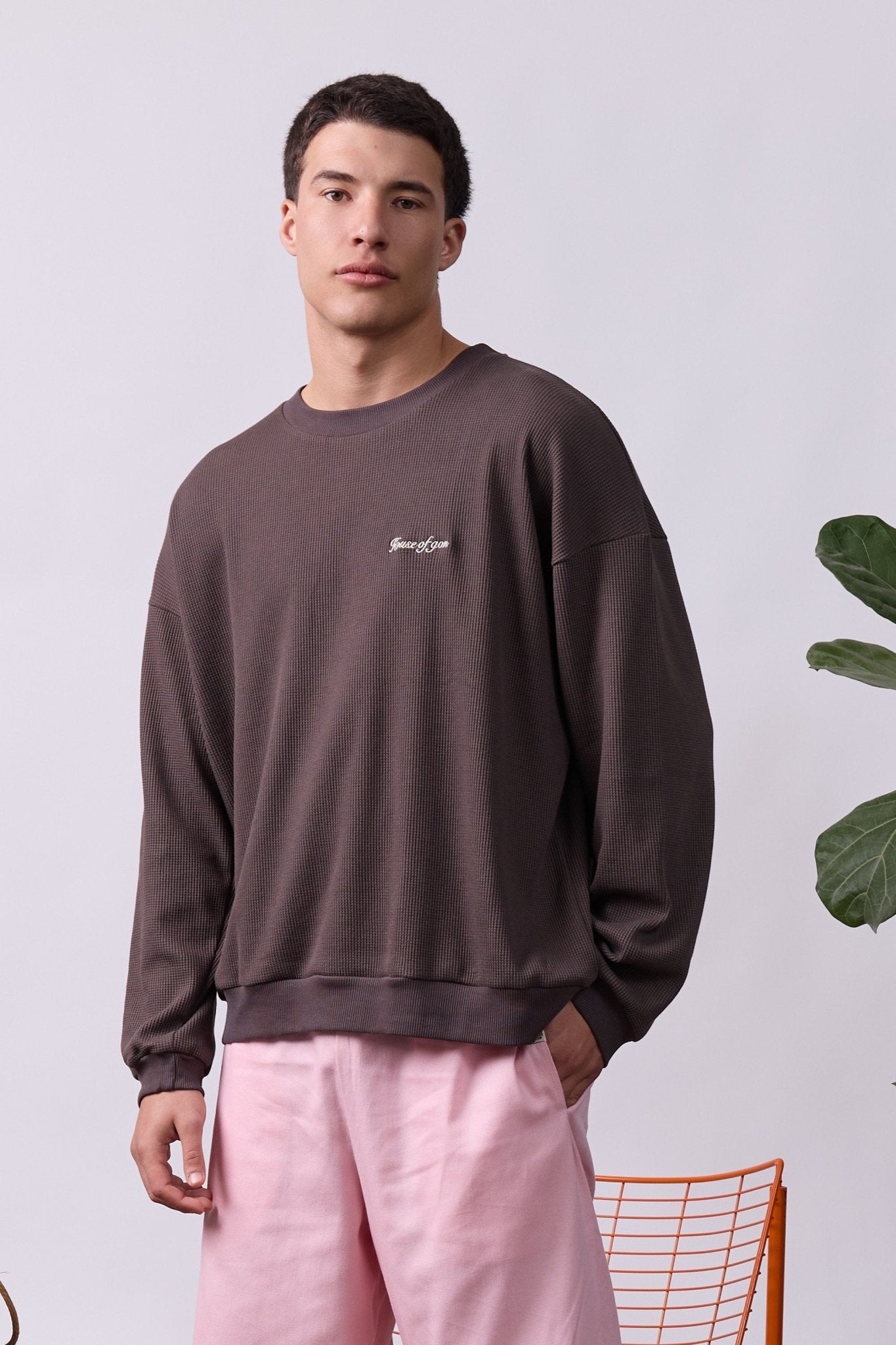 Vintage Waffle Sweatshirt – Dark Brown - GON