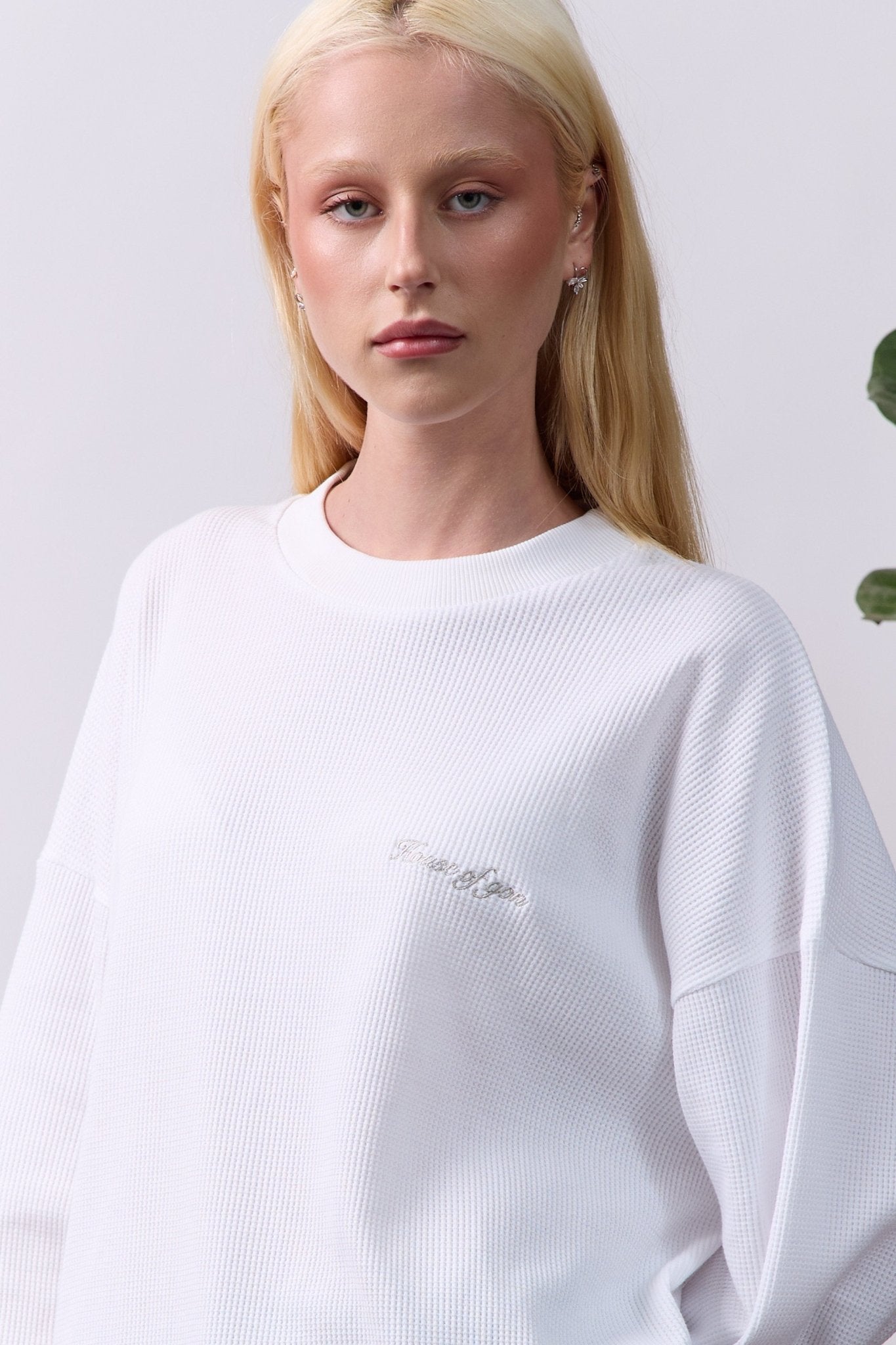 Vintage Waffle Sweatshirt – White - GON