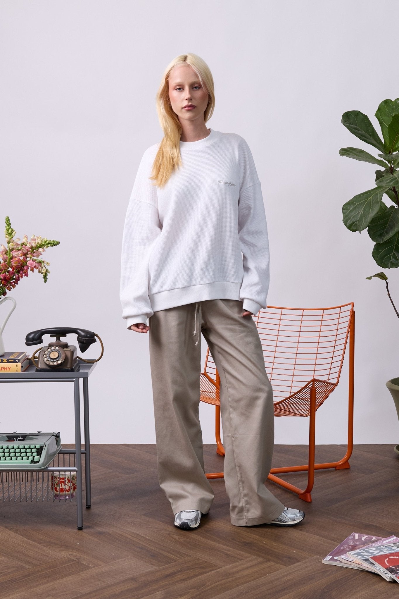 Vintage Waffle Sweatshirt – White - GON