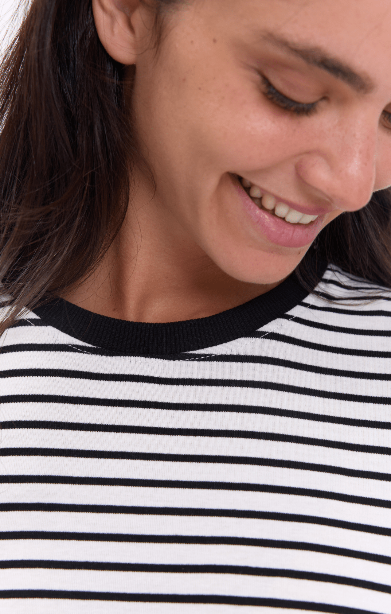 White & Black Stripes T-Shirt - GONSURFING